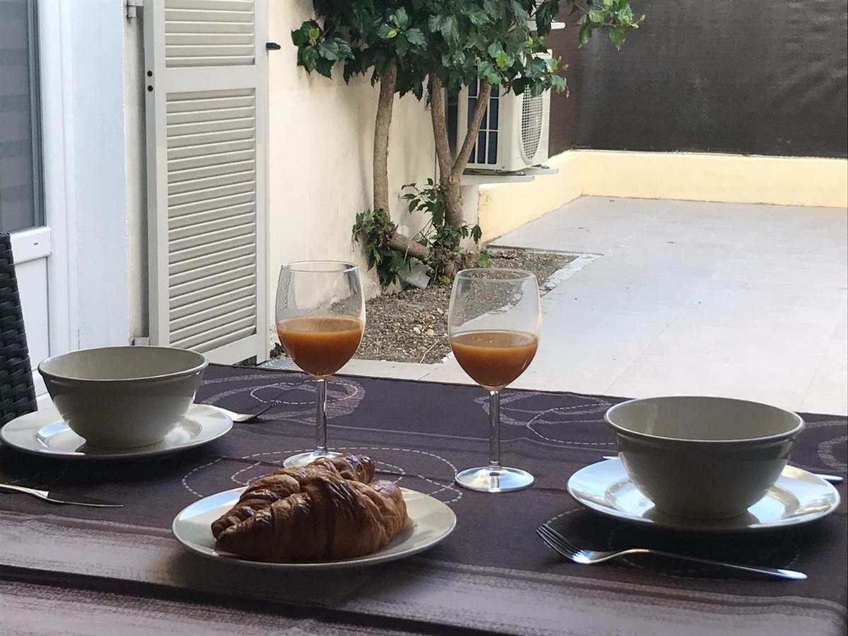 Apartmán Sleep In Antibes City Center Exteriér fotografie